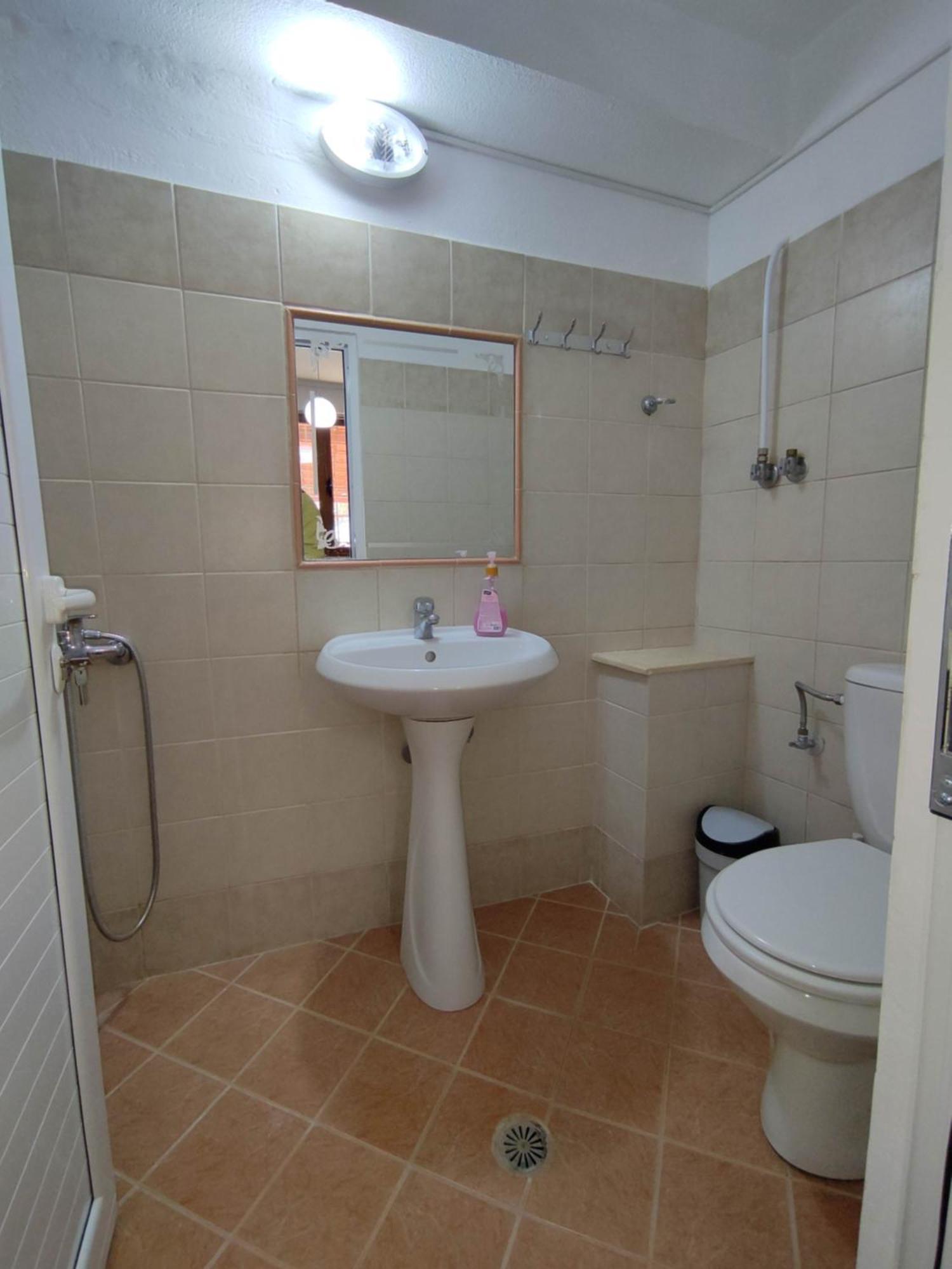 Aris Apartment ساراندا المظهر الخارجي الصورة